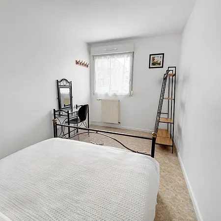 Apartment Spacieux & Lumineux Avec Balcon *